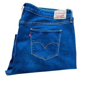 Levi's 314 Shaping Straight Jeans